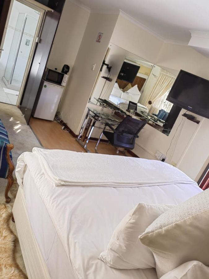 امتاتا Obaa Sima Guest House المظهر الخارجي الصورة